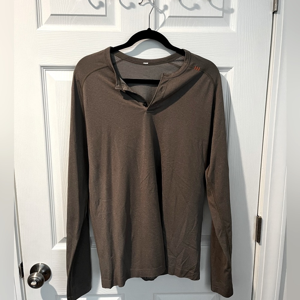 Lululemon exercise henley